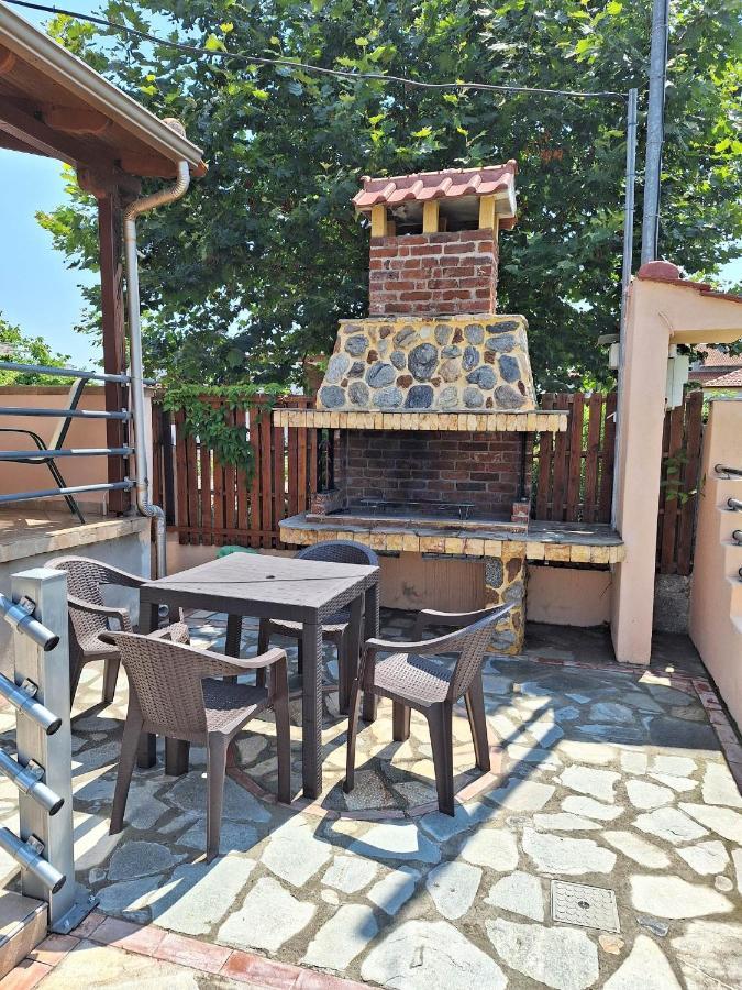 Xristos Villa วราสนา ภายนอก รูปภาพ